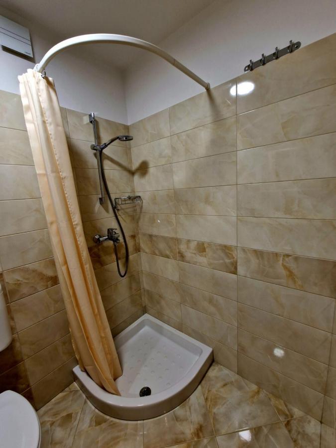 Apartments Cerin-روفينج المظهر الخارجي الصورة